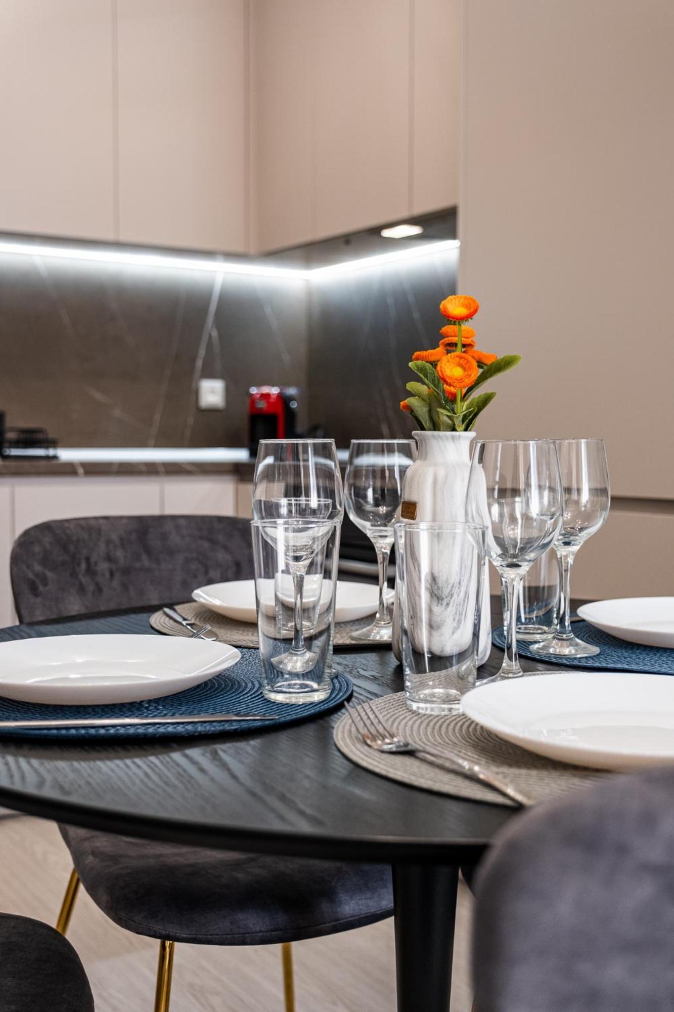Perfect Stay Near Sea Garden Varna Room photo